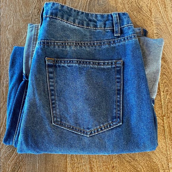 Wide Cuff, High Rise Jeans - Picture 12 of 12